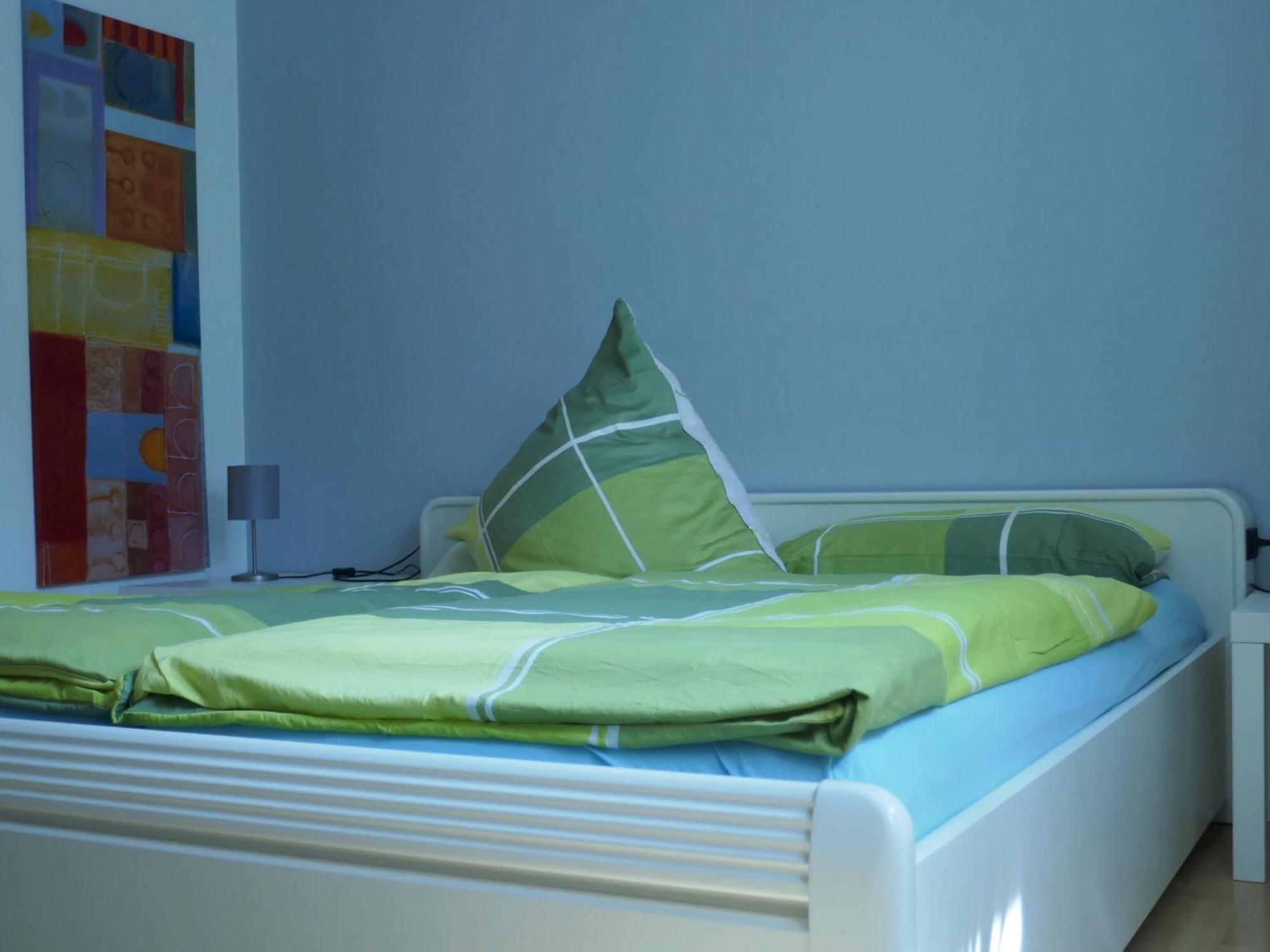 Ferienwohnung Emilia, 36Qm Münsingen エクステリア 写真