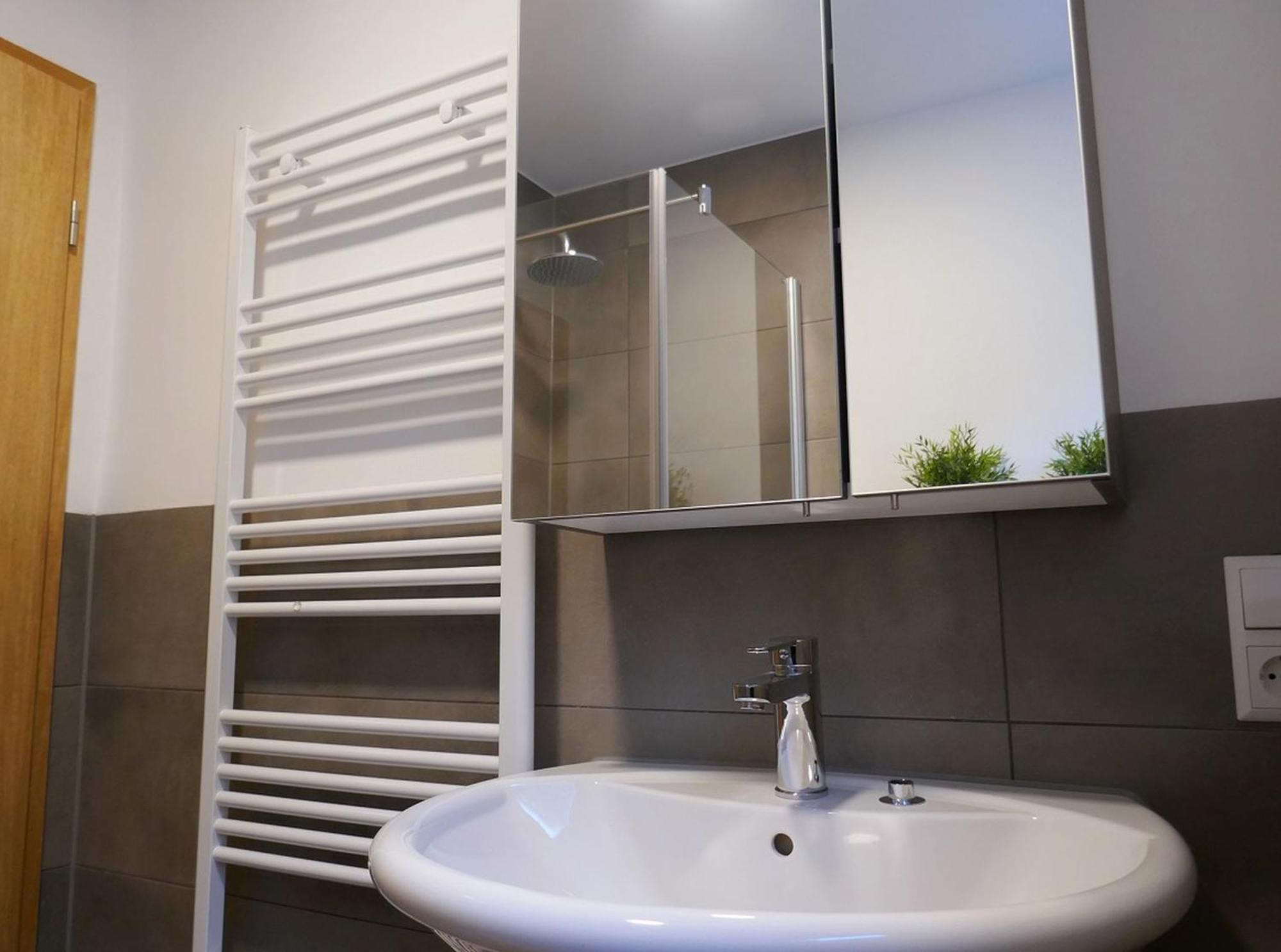 Ferienwohnung Emilia, 36Qm Münsingen エクステリア 写真