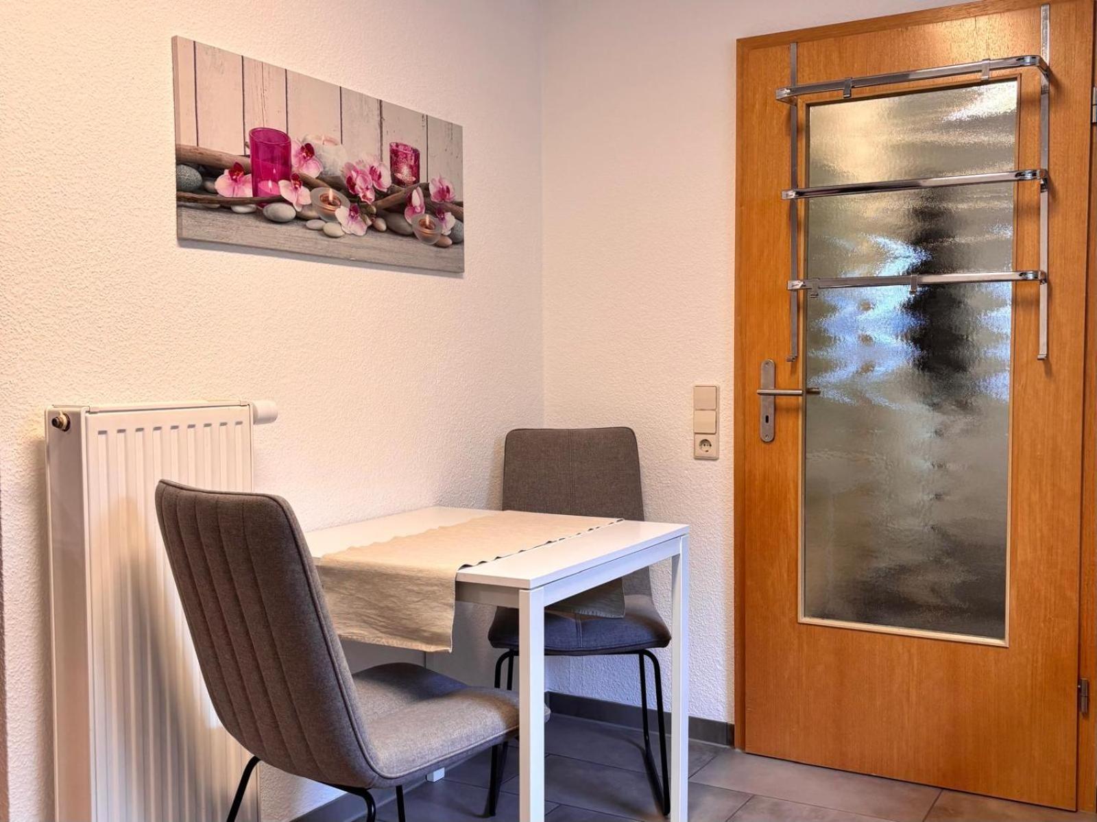 Ferienwohnung Emilia, 36Qm Münsingen エクステリア 写真