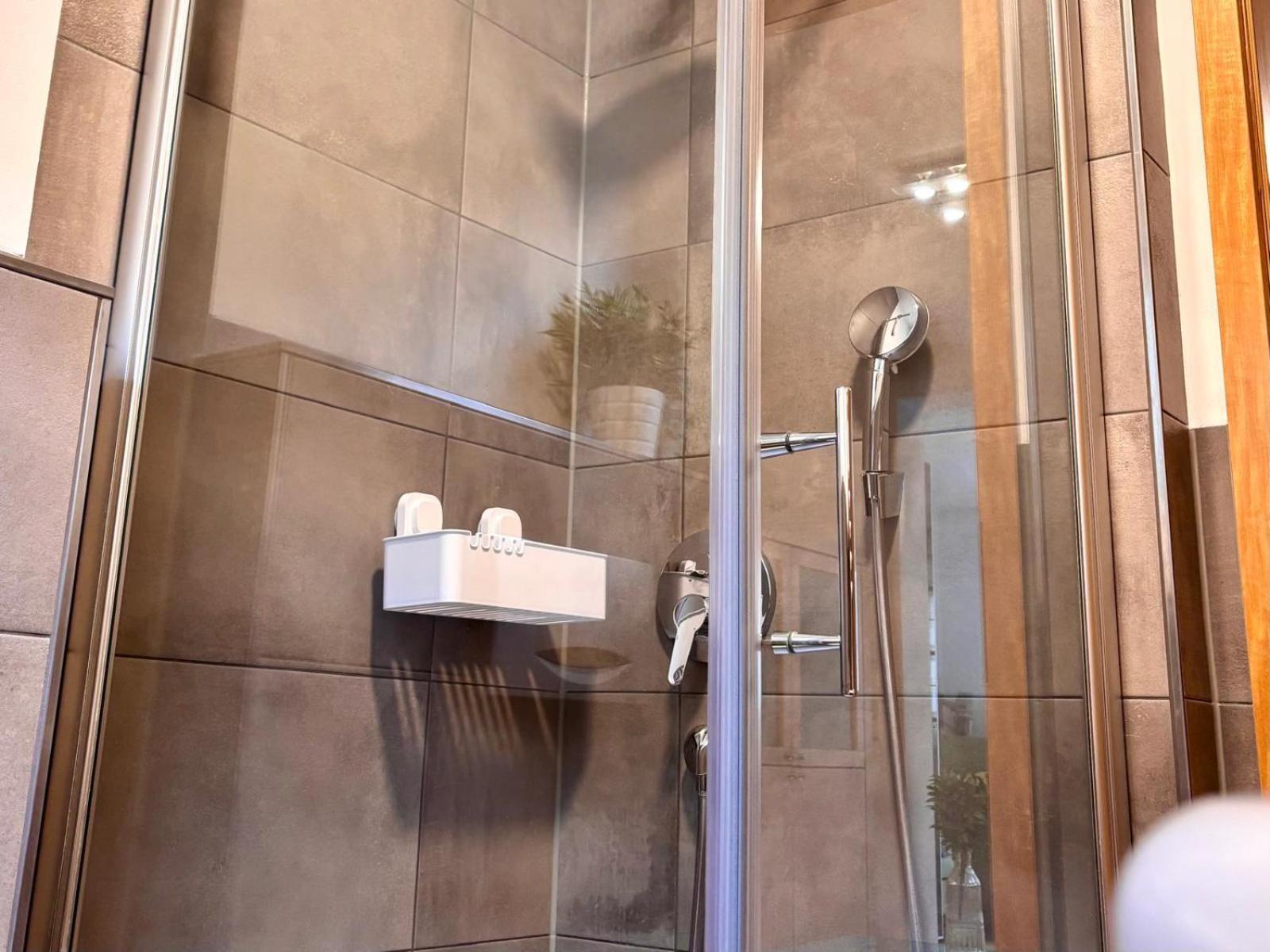 Ferienwohnung Emilia, 36Qm Münsingen エクステリア 写真
