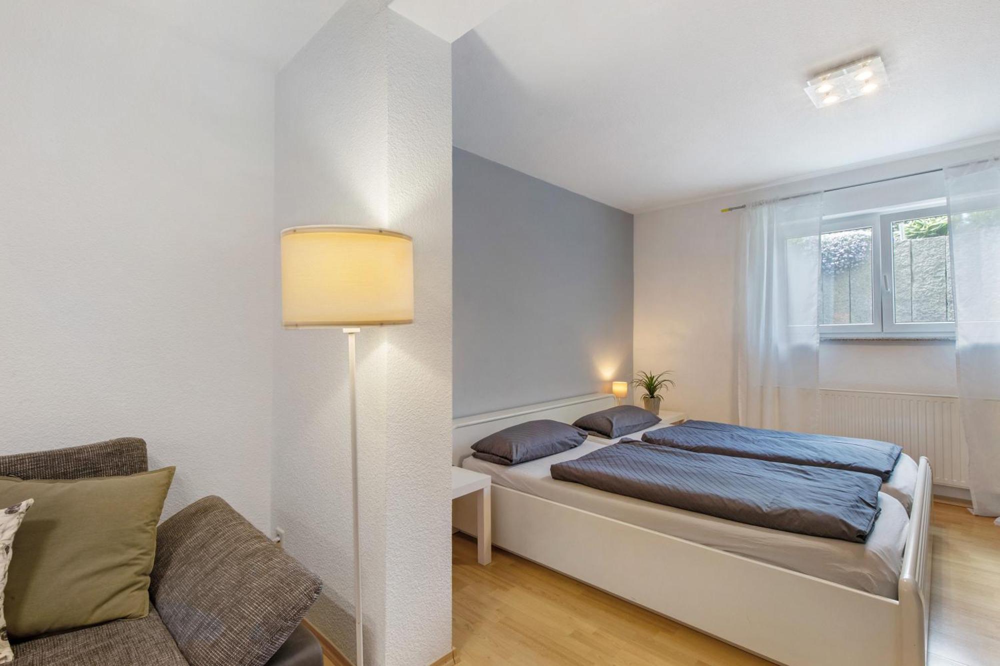 Ferienwohnung Emilia, 36Qm Münsingen エクステリア 写真
