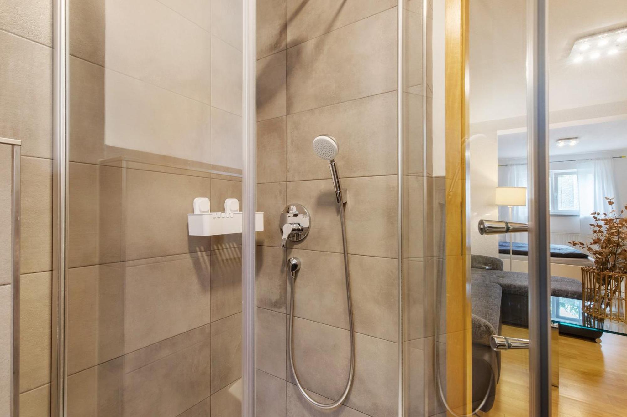Ferienwohnung Emilia, 36Qm Münsingen エクステリア 写真