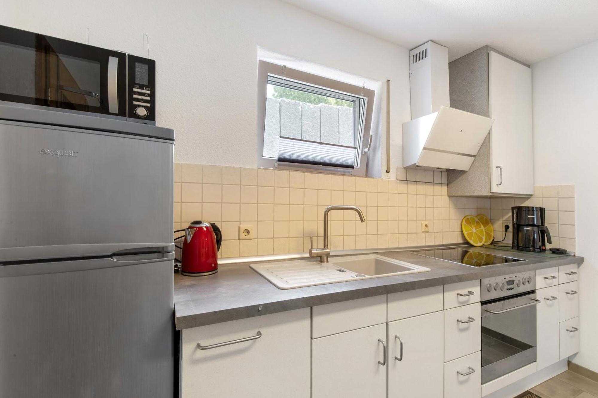 Ferienwohnung Emilia, 36Qm Münsingen エクステリア 写真